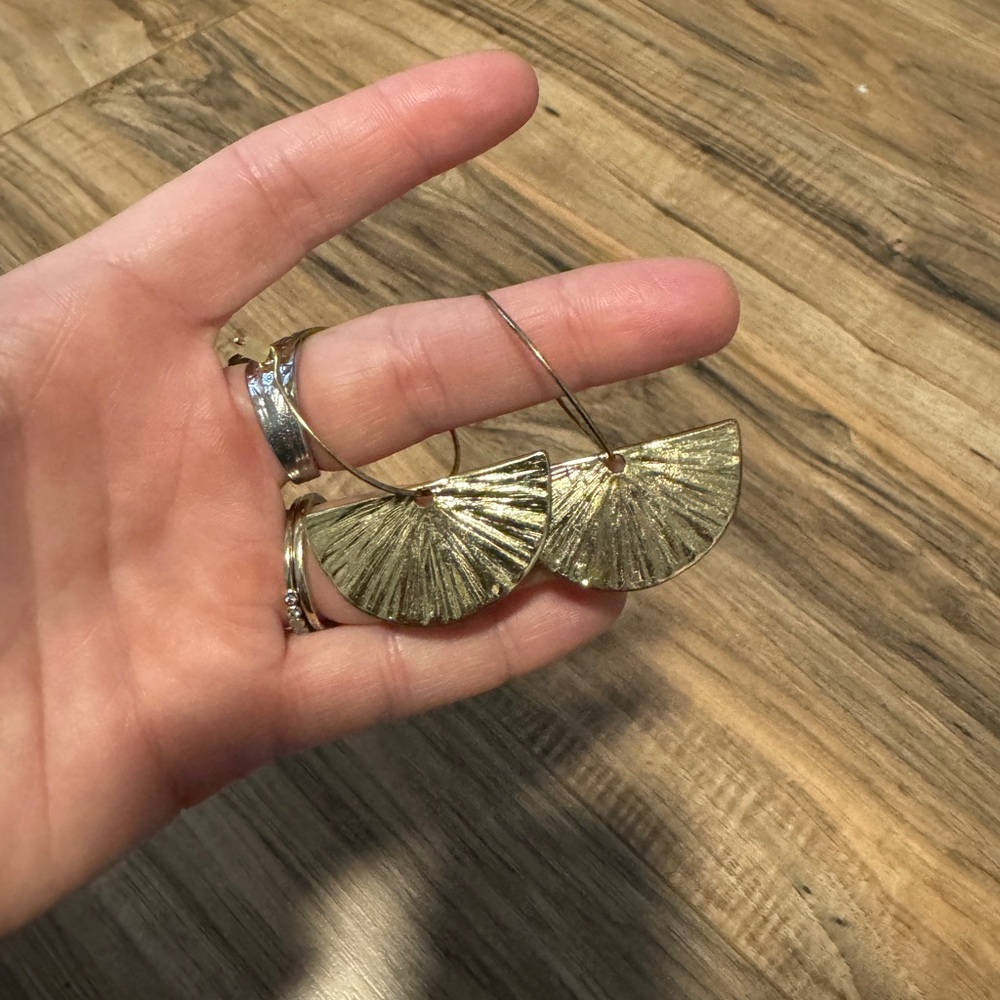 Gold earrings